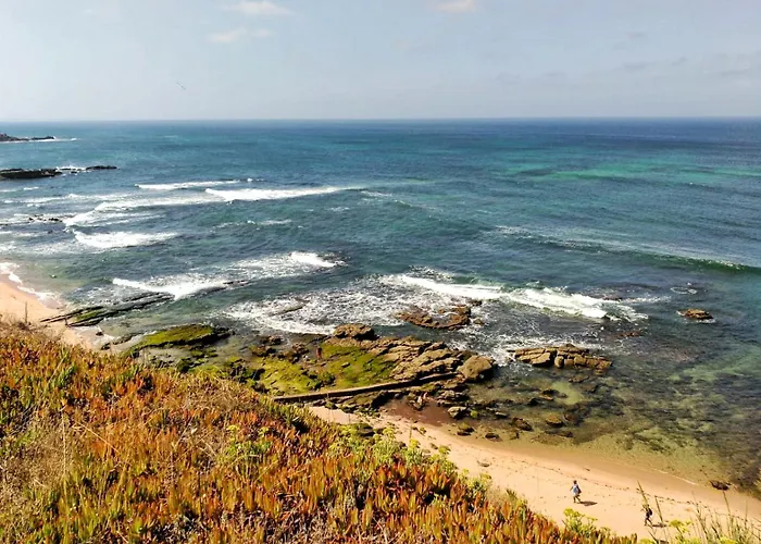 Apartamento No Coração Da Aldeia Atouguia Da Baleia